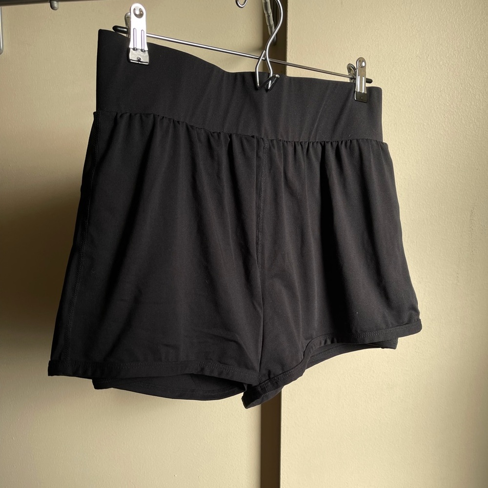 Fabletics black shorts - large